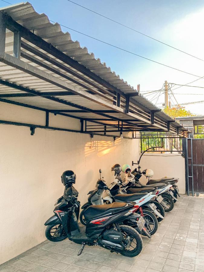 Gumitish Guest House Singaraja Ngoại thất bức ảnh